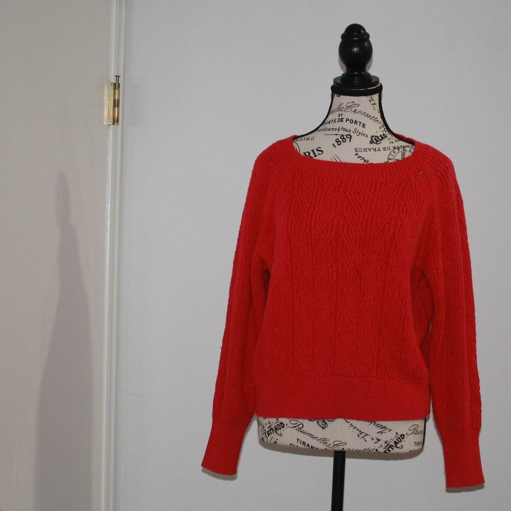 Old Navy Long sleeves Sweater Pink in color elastic waist Size small